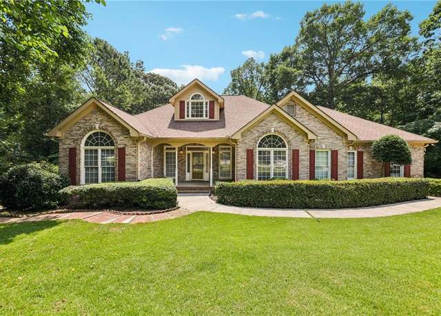Property at 8110 Lakemont Close, Mcdonough, GA 30253, 5 beds, 3 baths