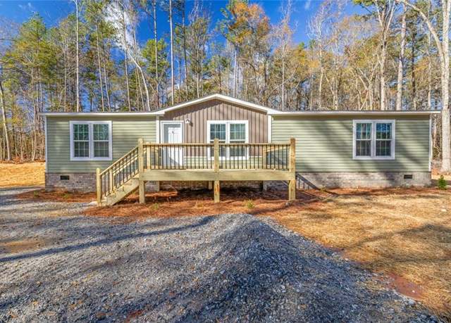 Property at 45 Tahoe Trl, Martin, GA 30557, 3 beds, 2 baths