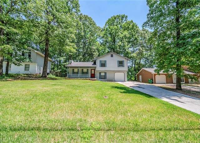 Property at 1934 Patton Pl, Lithonia, GA 30058, 3 beds, 2 baths