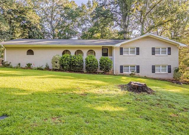 Property at 6407 Shore Dr, Douglasville, GA 30135, 4 beds, 2 baths