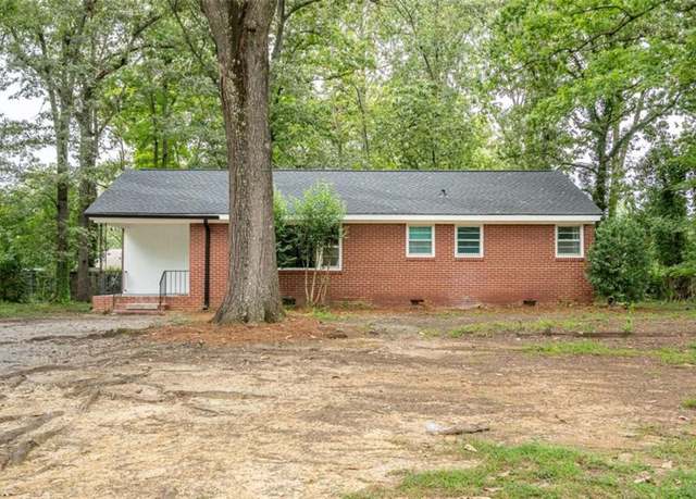 Property at 2614 Garden Lakes Blvd, Rome, GA 30165, 3 beds, 1.5 baths