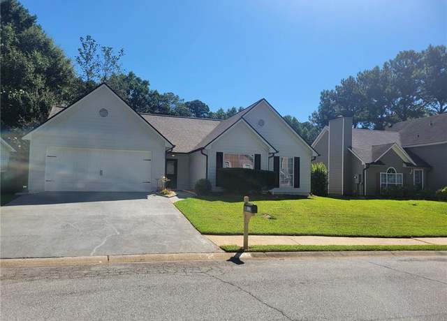 Property at 1255 Avalon Dr, Lawrenceville, GA 30044, 3 beds, 2 baths