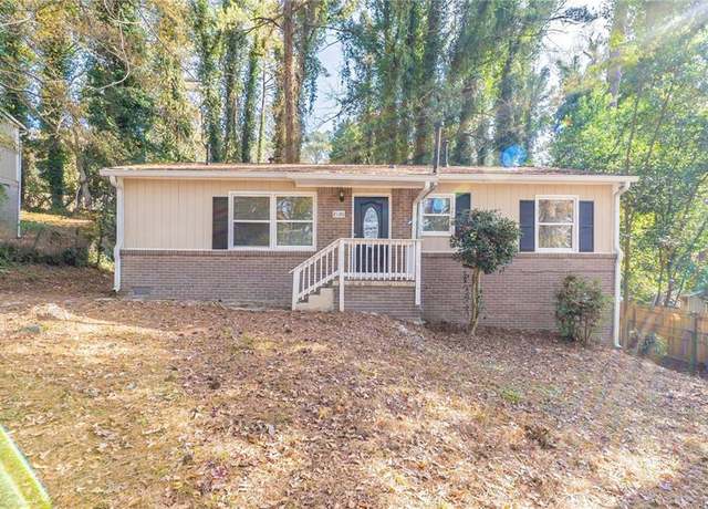 Property at 2196 Swallow Cir SE, Atlanta, GA 30315, 3 beds, 1 bath