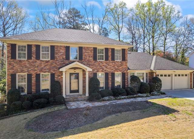 Property at 5269 Wyntercreek Dr, Atlanta, GA 30338, 5 beds, 4.5 baths