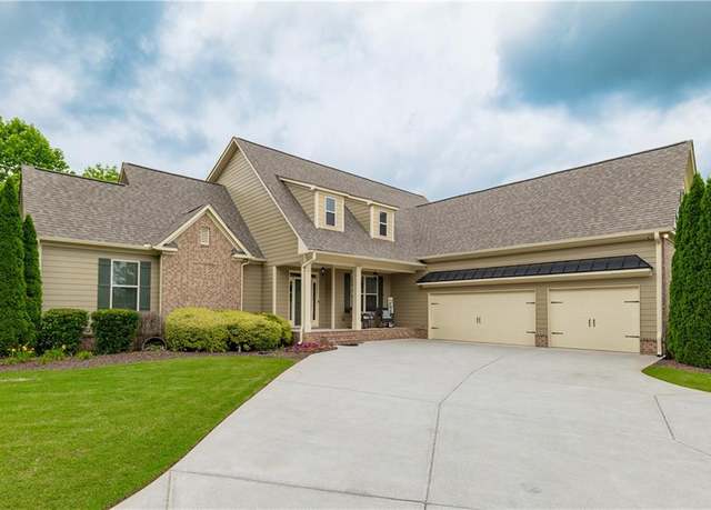 Property at 200 Glenview Ct, Woodstock, GA 30188, 5 beds, 4.5 baths