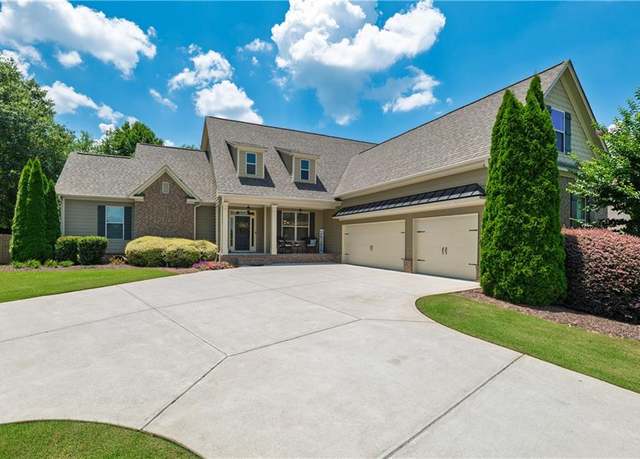 Property at 200 Glenview Ct, Woodstock, GA 30188, 5 beds, 4.5 baths