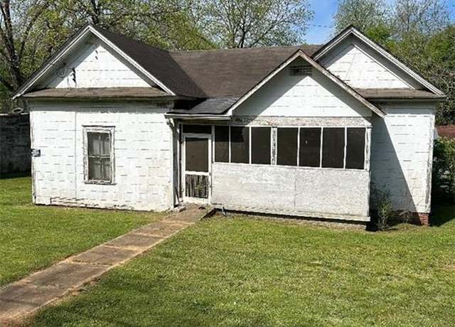 Property at 792 Park Ave SE, Lindale, GA 30147, 2 beds, 1 bath