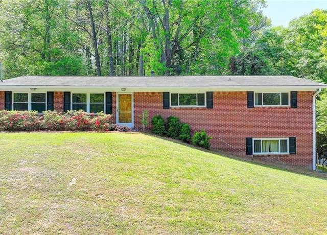 Property at 2617 Cove Cir NE, Brookhaven, GA 30319, 4 beds, 2.5 baths