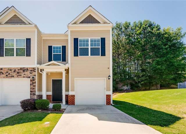 Property at 5525 Sable Way, Atlanta, GA 30349, 3 beds, 2.5 baths