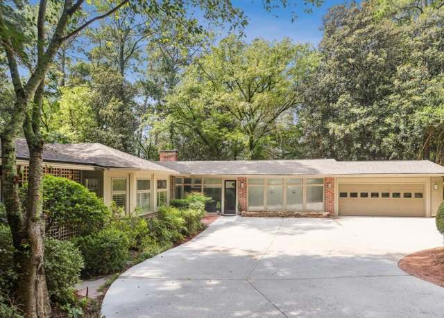 Property at 572 Hillside Dr, Atlanta, GA 30342, 4 beds, 3 baths