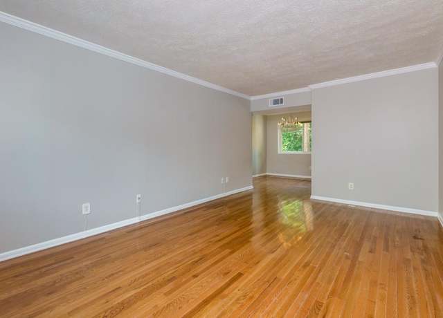 Property at 100 Biscayne Dr NW Unit D7, Atlanta, GA 30309, 1 bed, 1 bath