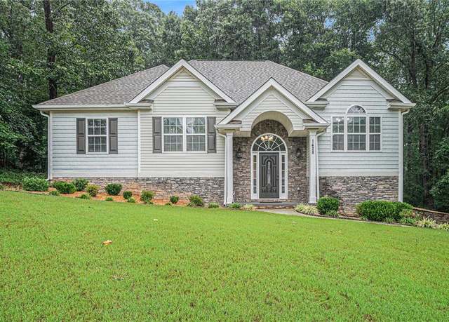 Property at 1428 White Oak Trce, Loganville, GA 30052, 4 beds, 3 baths