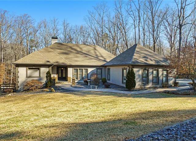 Property at 201 Windflower Ct, Canton, GA 30115, 8 beds, 6.5 baths