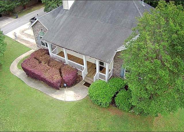 Property at 25 Derby Dr, Hiram, GA 30141, 3 beds, 2 baths