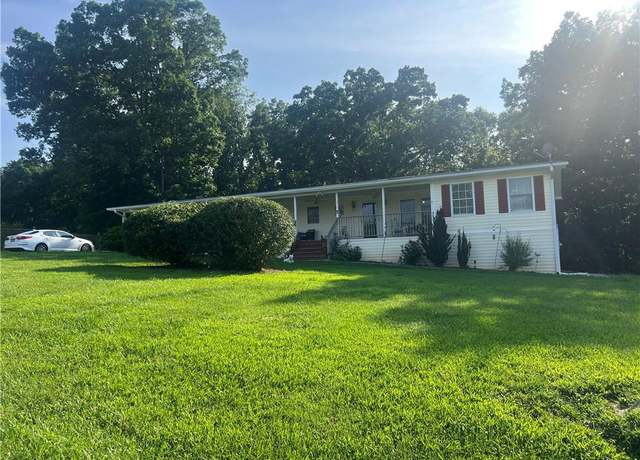 Property at 312 Gail St NW, Adairsville, GA 30103, 5 beds, 2 baths