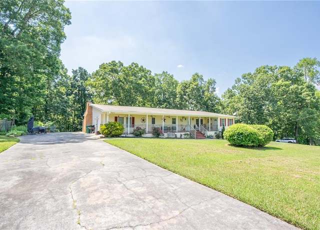 Property at 312 Gail St NW, Adairsville, GA 30103, 5 beds, 2 baths
