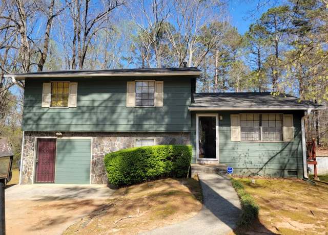 Property at 198 Lexington Ct, Riverdale, GA 30274, 3 beds, 2.5 baths