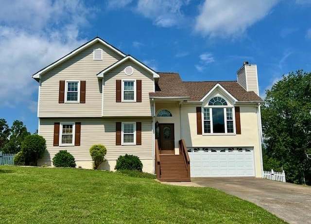 Property at 19 Magnolia Ct NE, Rydal, GA 30171, 4 beds, 3 baths