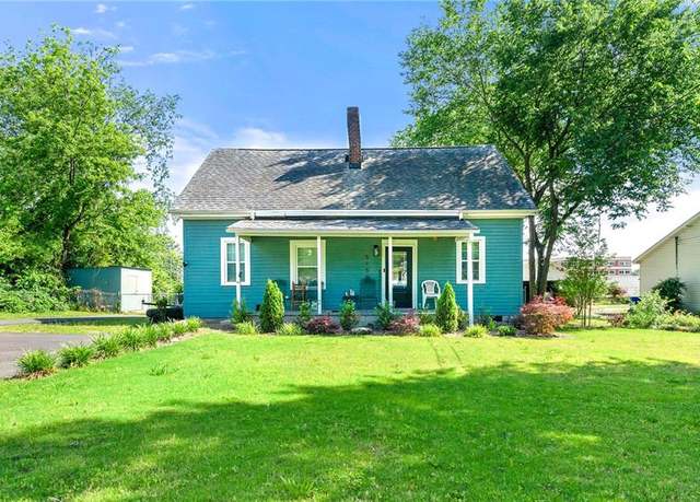Property at 5150 Wheat St NE, Covington, GA 30014, 3 beds, 2 baths