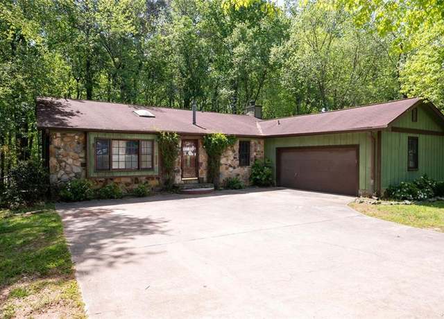 Property at 247 Shallowford Rd NW, Kennesaw, GA 30144, 3 beds, 2.5 baths