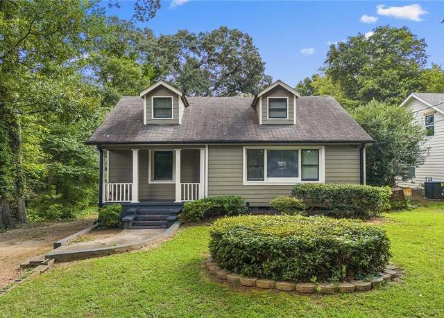 Property at 272 Hilltop Dr SW, Atlanta, GA 30315, 4 beds, 2 baths