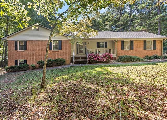 Property at 285 Deer Trace Dr, Mcdonough, GA 30253, 3 beds, 2.5 baths