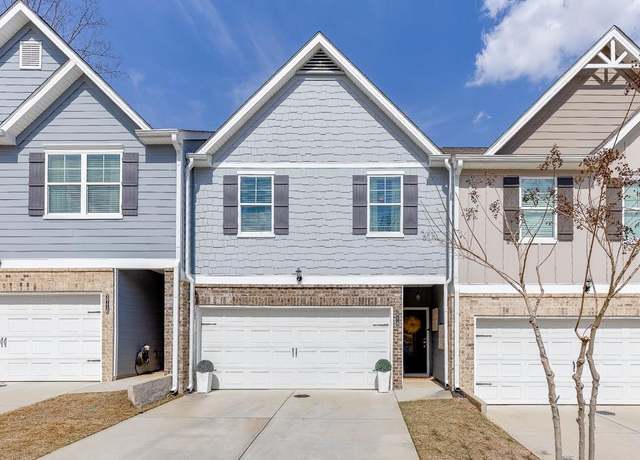 Property at 3712 Abbey Way, Gainesville, GA 30507, 3 beds, 2.5 baths