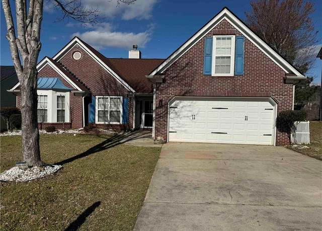 Property at 8827 Lake Rd, Union City, GA 30291, 4 beds, 2 baths