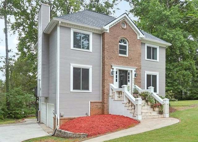 Property at 2101 Dawn Ct, Suwanee, GA 30024, 3 beds, 2.5 baths