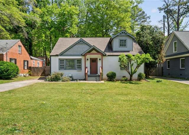 Property at 1535 Deerwood Dr, Decatur, GA 30030, 3 beds, 2.5 baths