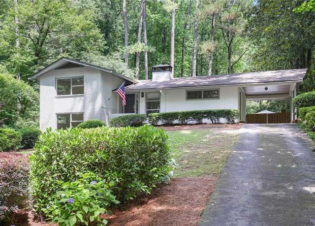 Property at 2800 Mornington Dr NW, Atlanta, GA 30327, 4 beds, 2 baths