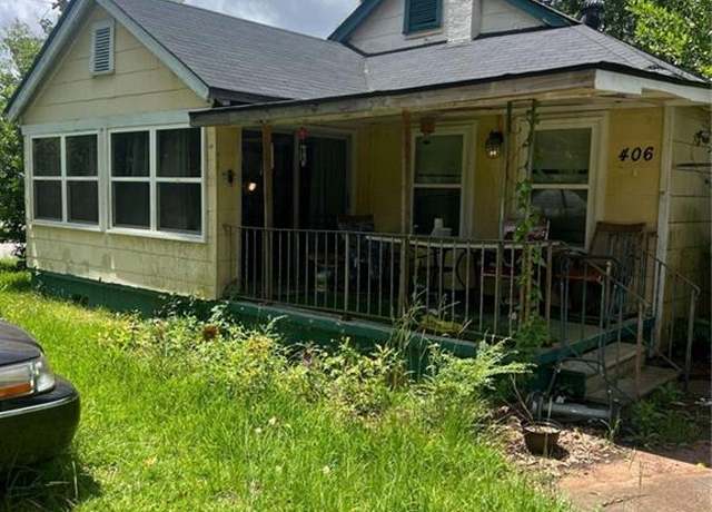 Property at 406 Brookwood Dr, Thomaston, GA 30286, 2 beds, 1 bath