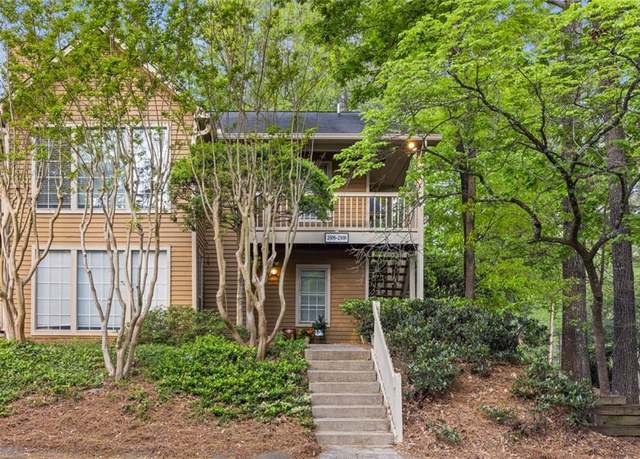 Property at 2308 Country Park Dr SE, Smyrna, GA 30080, 2 beds, 2 baths