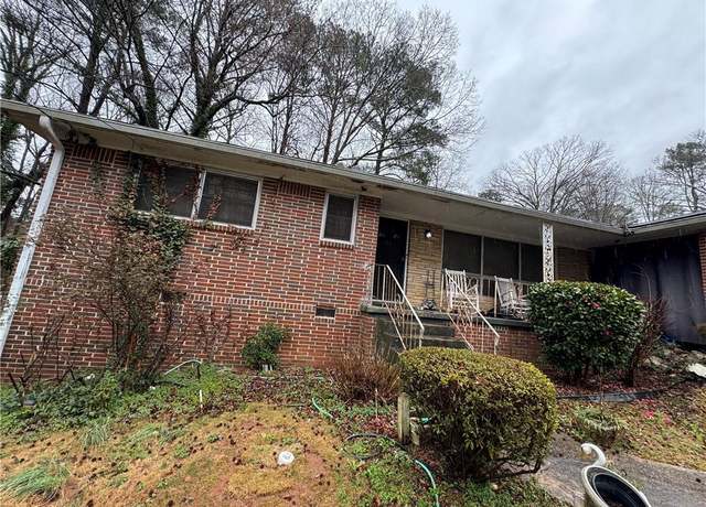 Property at 2234 Glendale Dr, Decatur, GA 30032, 3 beds, 2 baths