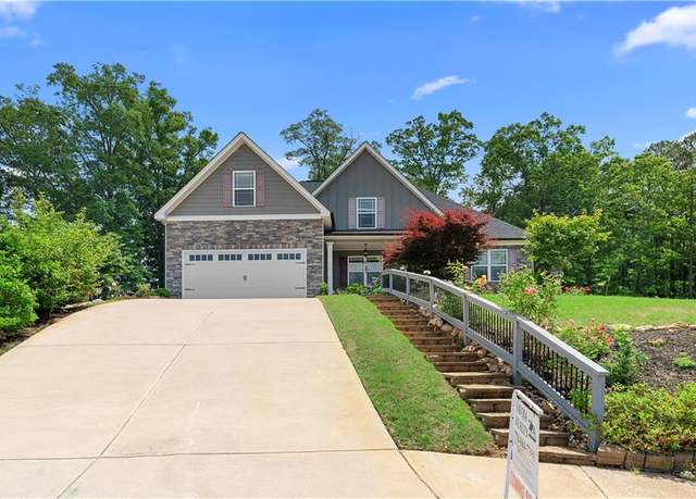 Property at 114 Brookstone Dr, Carrollton, GA 30116, 4 beds, 3 baths
