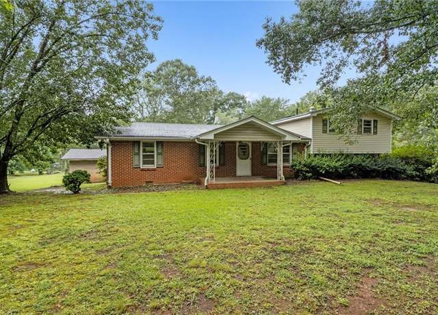 Property at 81 Russell Rd, Lawrenceville, GA 30043, 3 beds, 2 baths