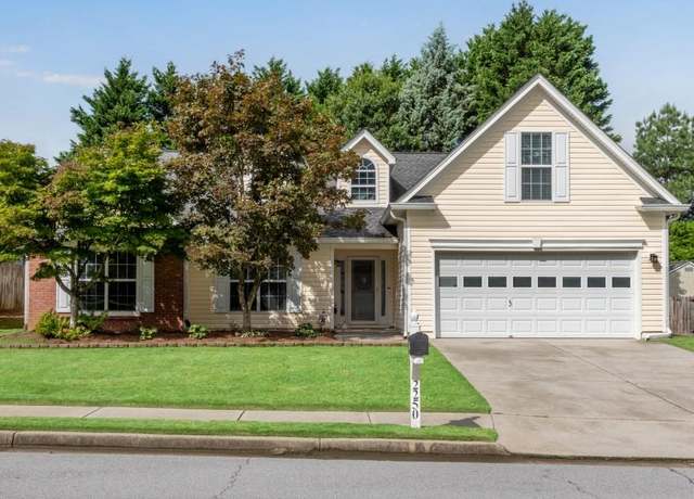 Property at 2250 Charleston Oak Cir, Lawrenceville, GA 30043, 3 beds, 2 baths