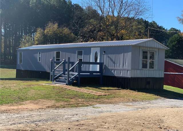 Property at 1246 Stone Stewart Rd, Hull, GA 30646, 2 beds, 1 bath