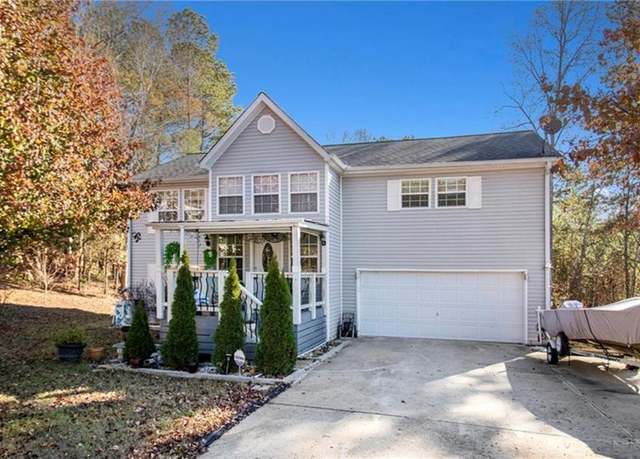 Property at 7865 Lake Ter, Douglasville, GA 30134, 4 beds, 3 baths