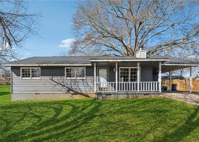 Property at 401 Cabriolet Ct, Mcdonough, GA 30253, 3 beds, 2 baths