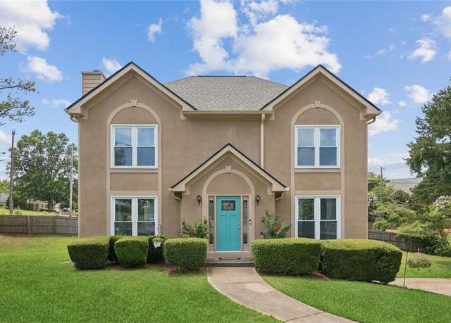 Property at 1850 Thomas Dr NE, Marietta, GA 30066, 3 beds, 2.5 baths