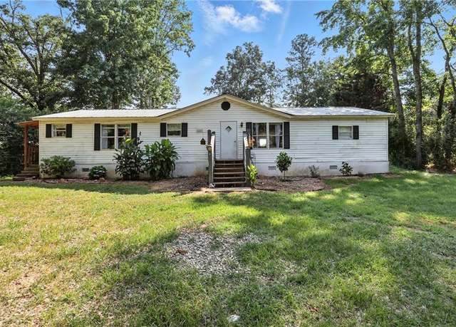 Property at 7612 Camden Rd, Alto, GA 30510, 3 beds, 2 baths