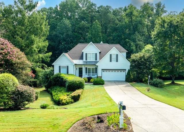 Property at 6455 Ivey Meadow Ln, Cumming, GA 30040, 4 beds, 3.5 baths