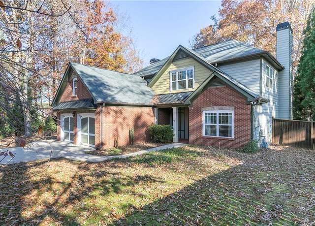 Property at 5400 Due West Rd, Powder Springs, GA 30127, 5 beds, 3 baths