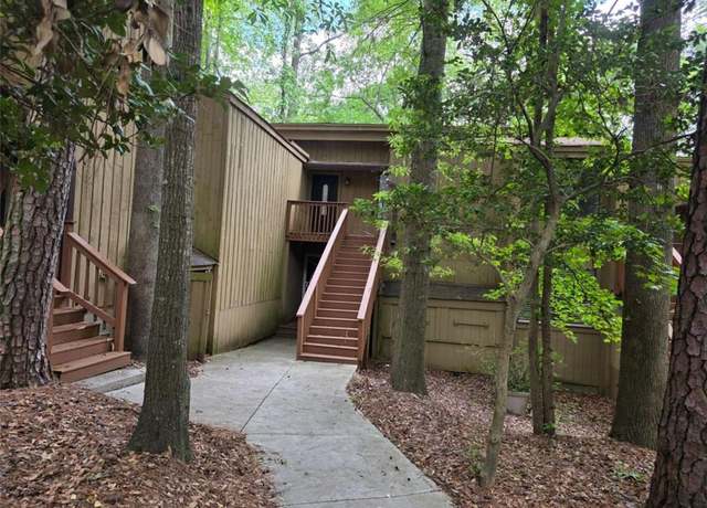 Property at 5818 Par Four Ct, Lithonia, GA 30038, 1 bed, 1 bath