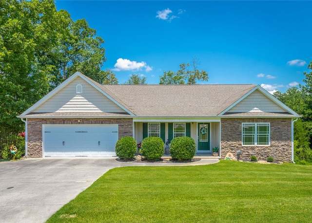 Property at 104 Carrigan Circle Cir, Ringgold, GA 30736, 3 beds, 2 baths