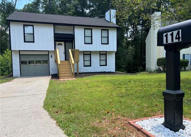 Property at 114 Jousters Ln, Lawrenceville, GA 30044, 4 beds, 2 baths
