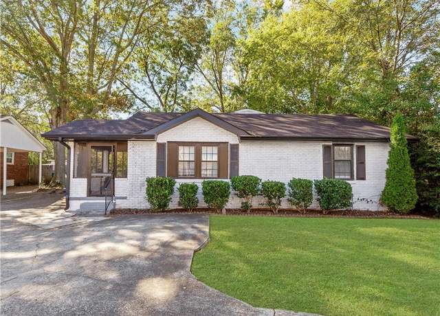 Property at 1340 Hawthorne Ave SE, Smyrna, GA 30080, 3 beds, 2 baths