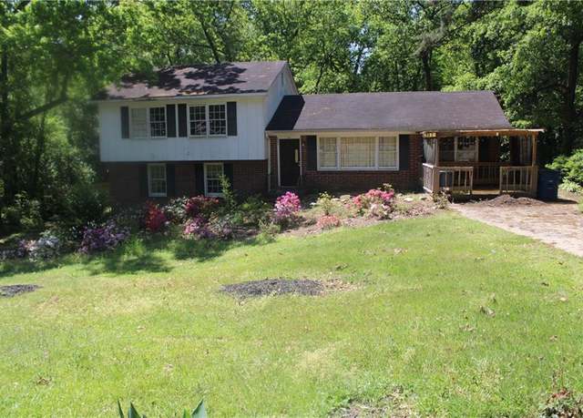 Property at 2916 Southshore Dr, Macon, GA 31204, 4 beds, 2 baths