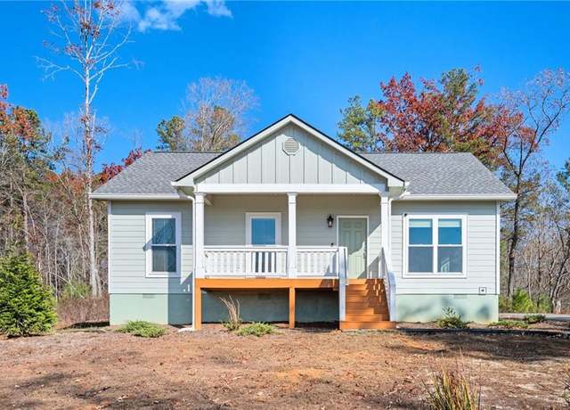 Property at 307 Canoe Pt, Ellijay, GA 30540, 3 beds, 2 baths
